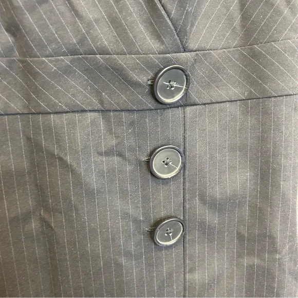 RW & Co Sleeveless Pinstripe Navy Blue Mini Dress V-Neck - Picture 3 of 9